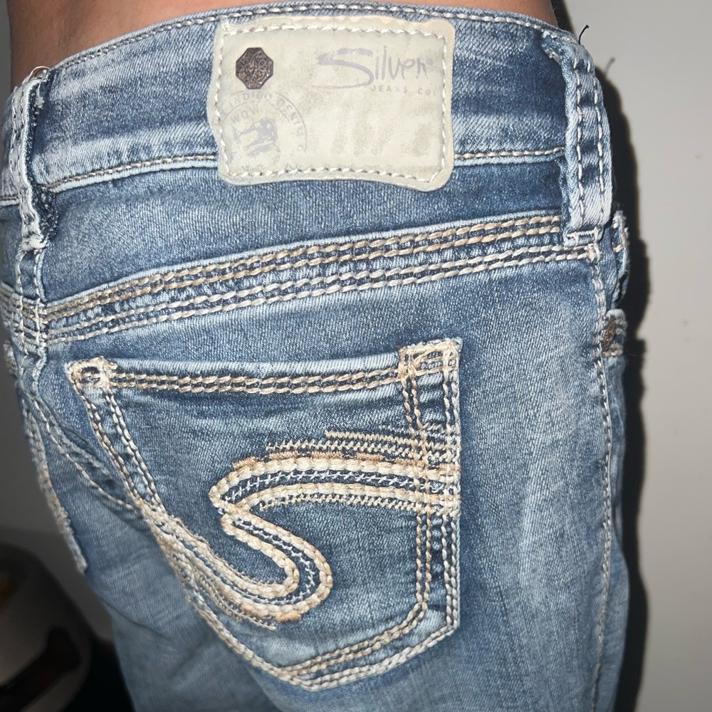 Women’s Mid Capri Silver Jeans
